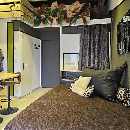 Style Loft - Proche Village Naturiste 아파트 아그