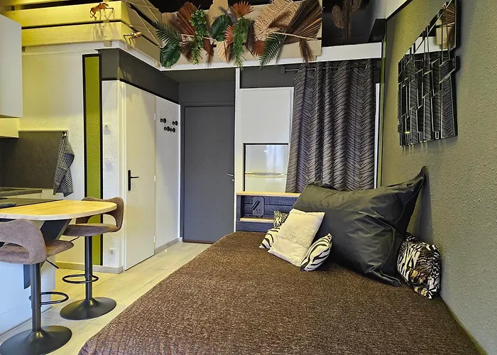 Style Loft - Proche Village Naturiste 아파트 아그